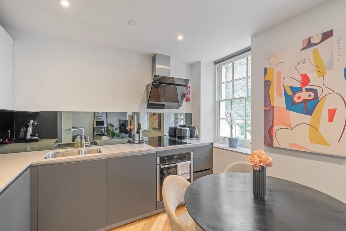 Modern 1 Bedroom Apartment In Fitzrovia London Bagian luar foto