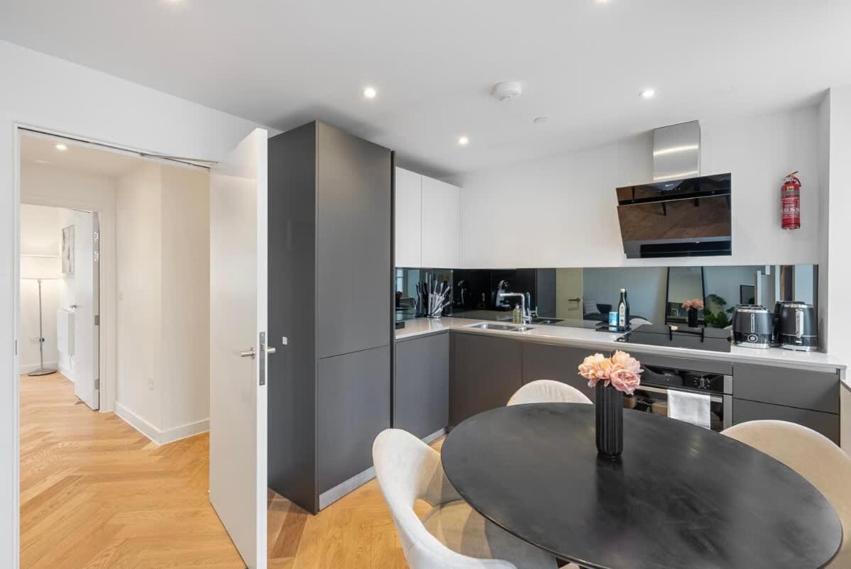 Modern 1 Bedroom Apartment In Fitzrovia London Bagian luar foto